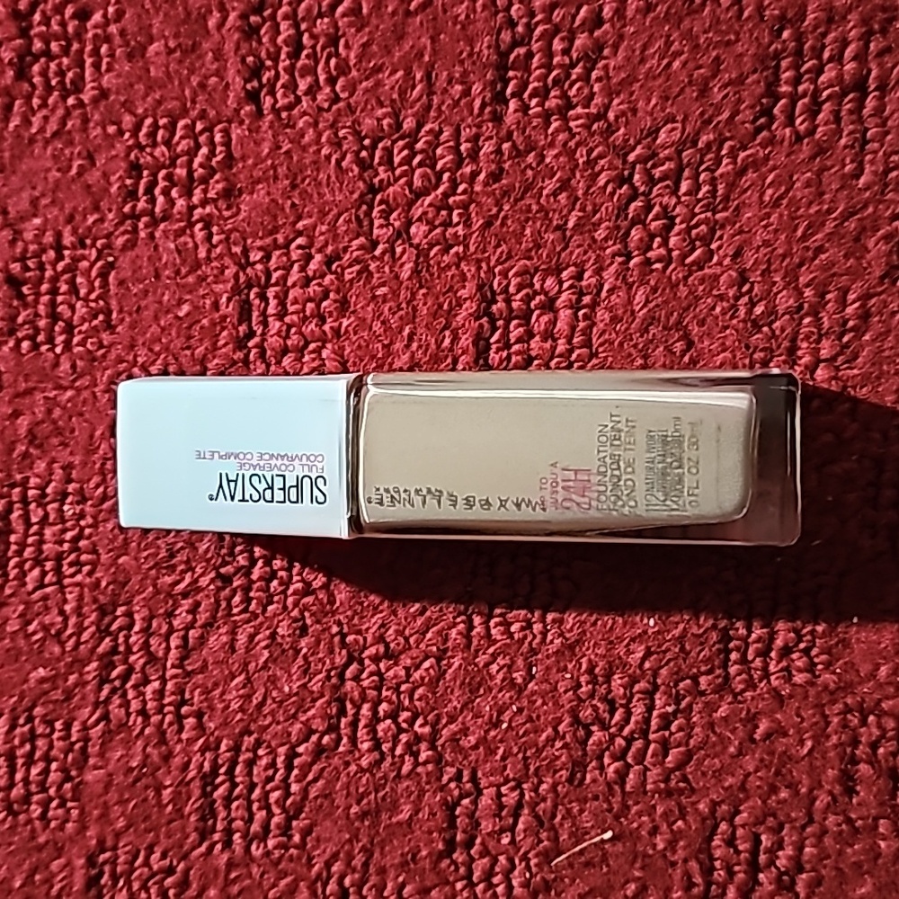 Maybelline 24 hrs super stay Foundation
